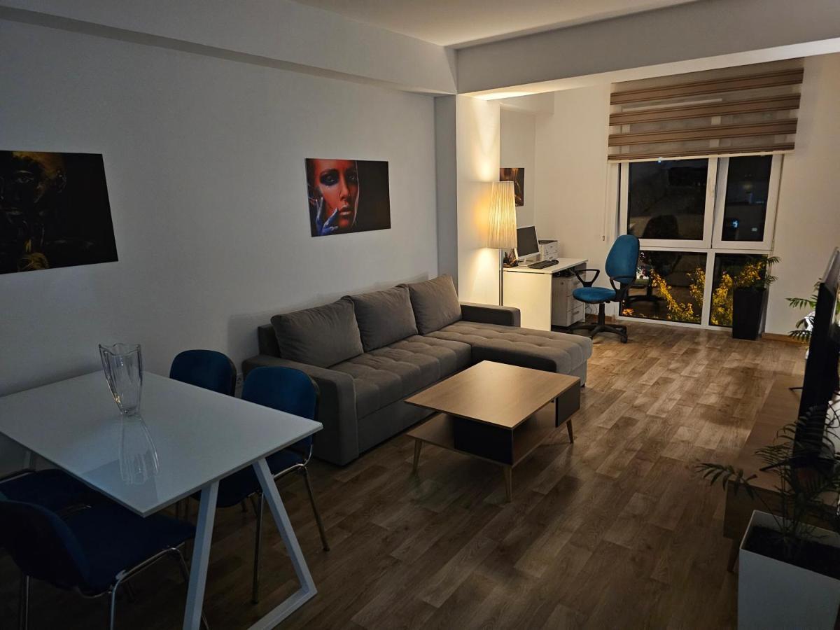 Eva'S Premium Apartments Скопие Екстериор снимка